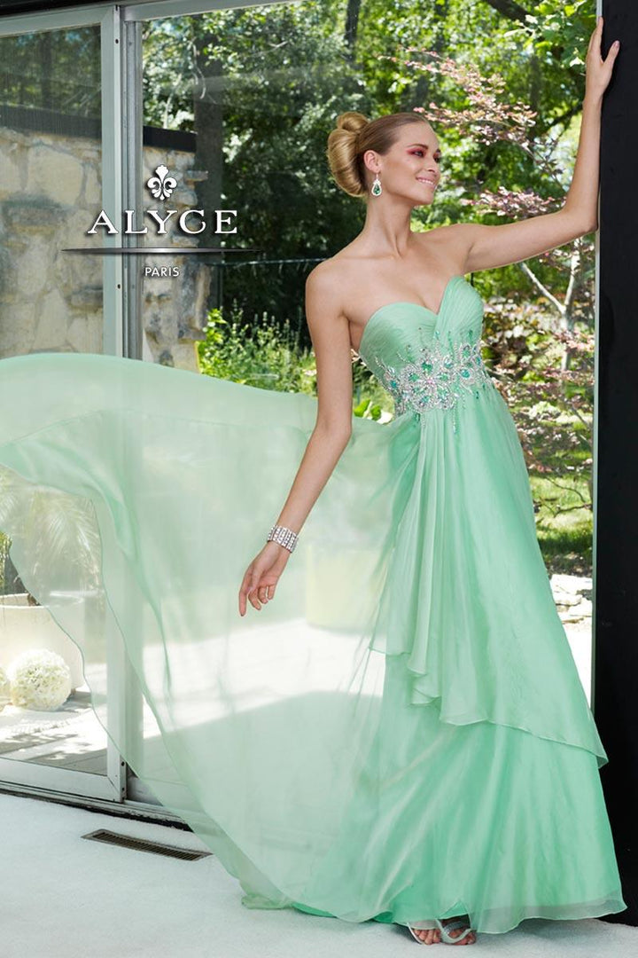 Alyce Paris 6084 Mint Green Flowy Chiffon Dress - Size 6