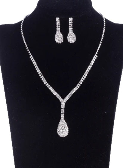 Crystal Rhinestone Drop Silver Necklace and Earring Set Cristal D'Or
