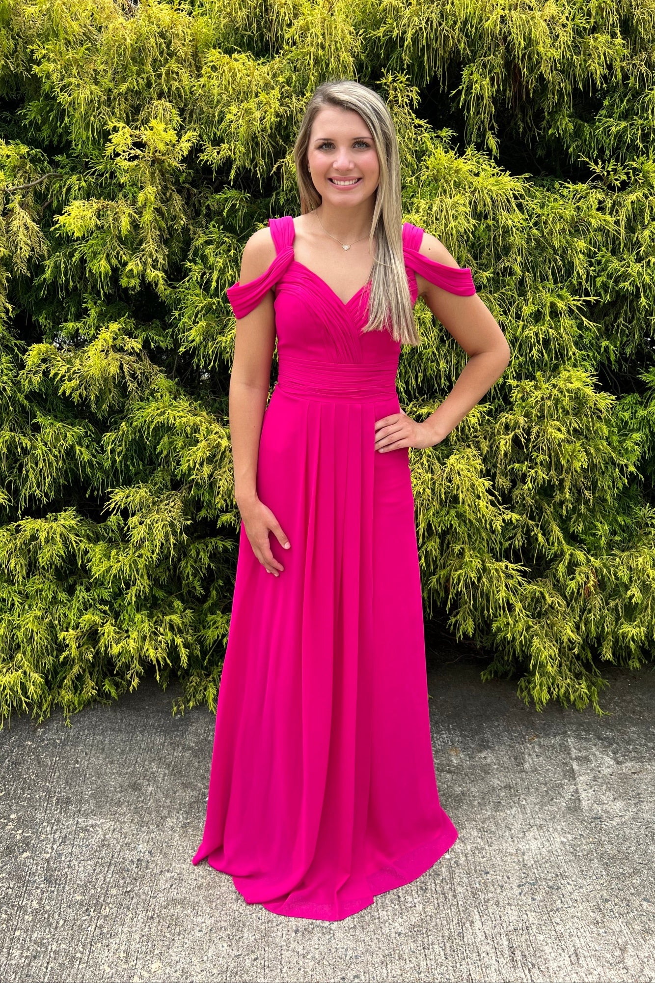 chiffon fuchsia dress Zapaka Women Fuchsia Long Prom Dress Strapless A Line Pleated Tulle Party Dress with Streamer, Fuchsia / US14