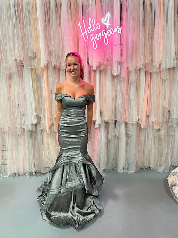 Lucci Lu 95053 Charcoal Off-Shoulder Mermaid Dress