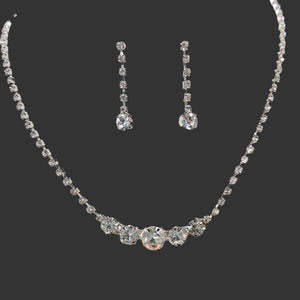Fine Graduated Center Necklace & Earring Set Rhinestone Jewelry 