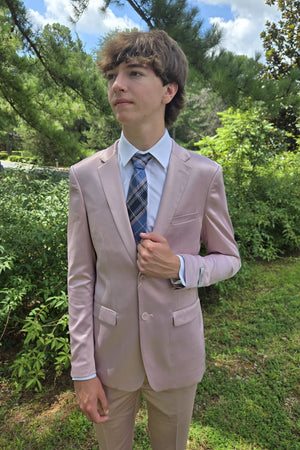 Blush Satin Ultra Slim 2 Piece Suit Detail | VINCI Philosophy